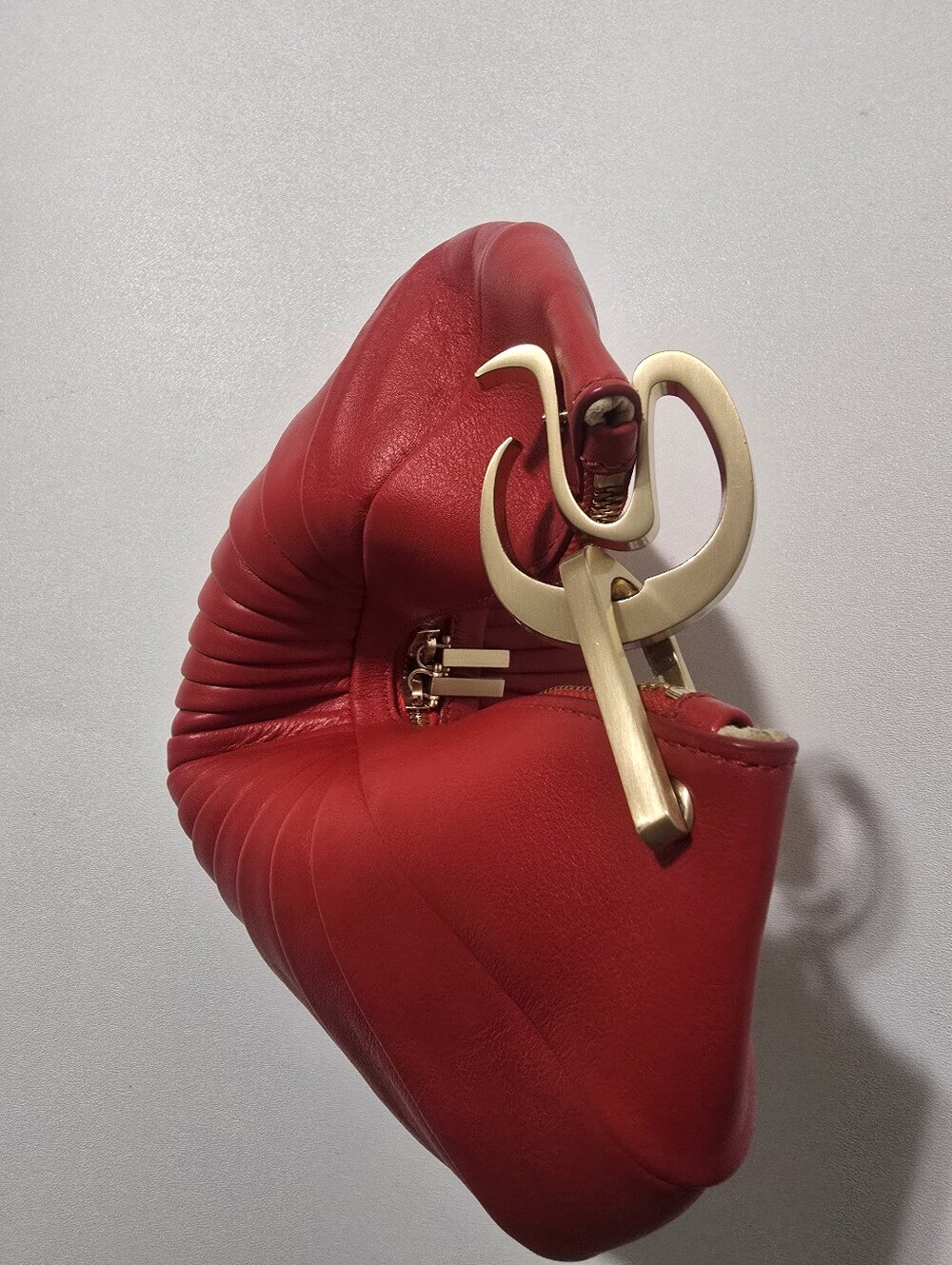 Cult Gaia Ubah Clutch Sculptural Bag - Picture 3 of 14